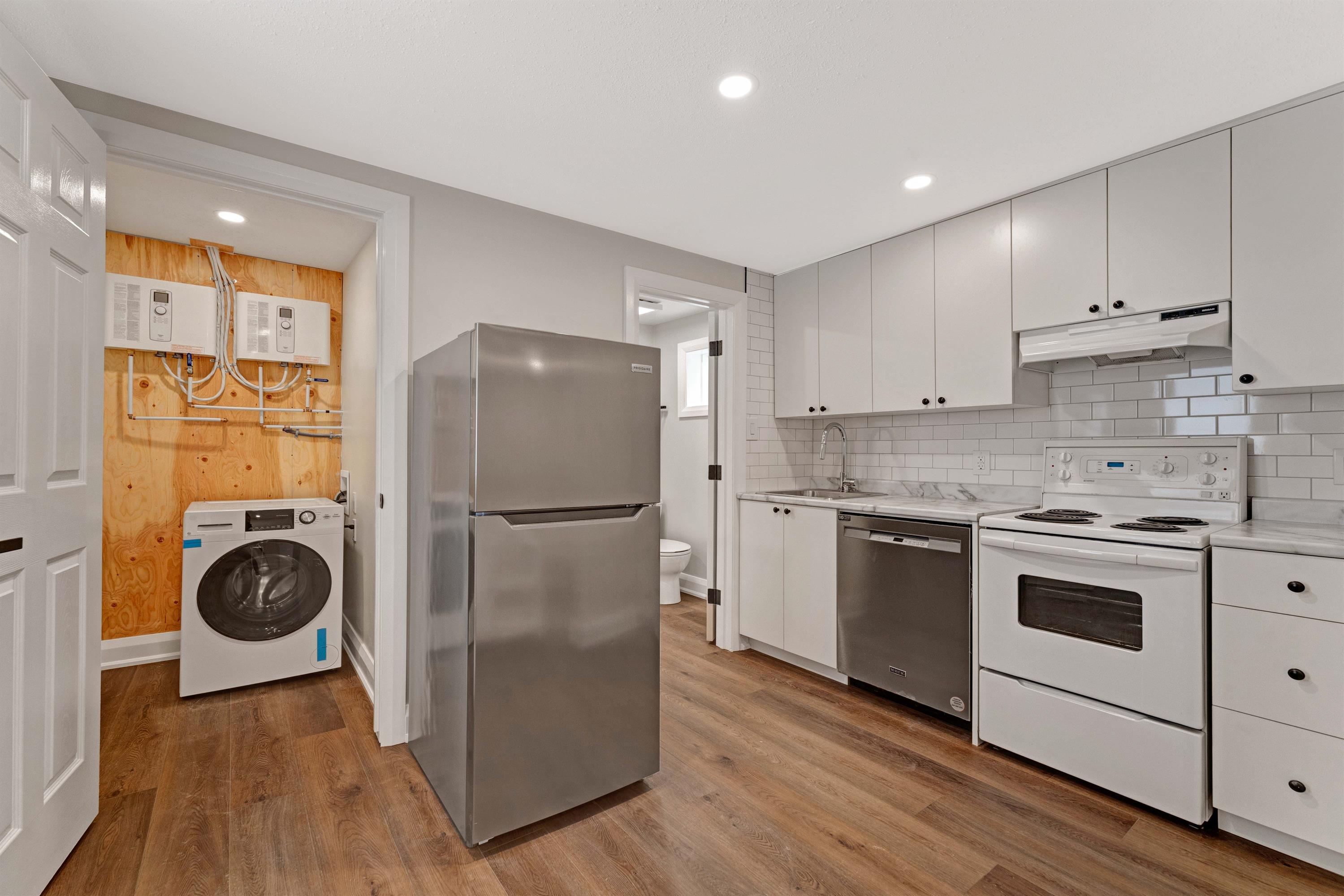 137 Carruthers Ave