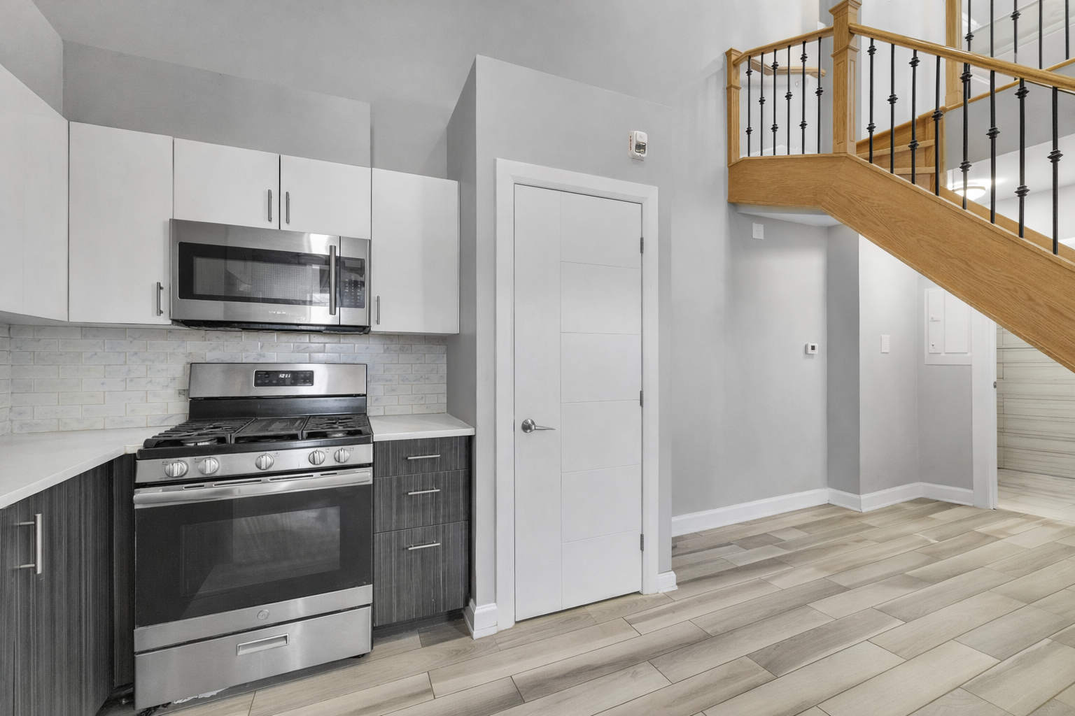 59 Russell Avenue - 12