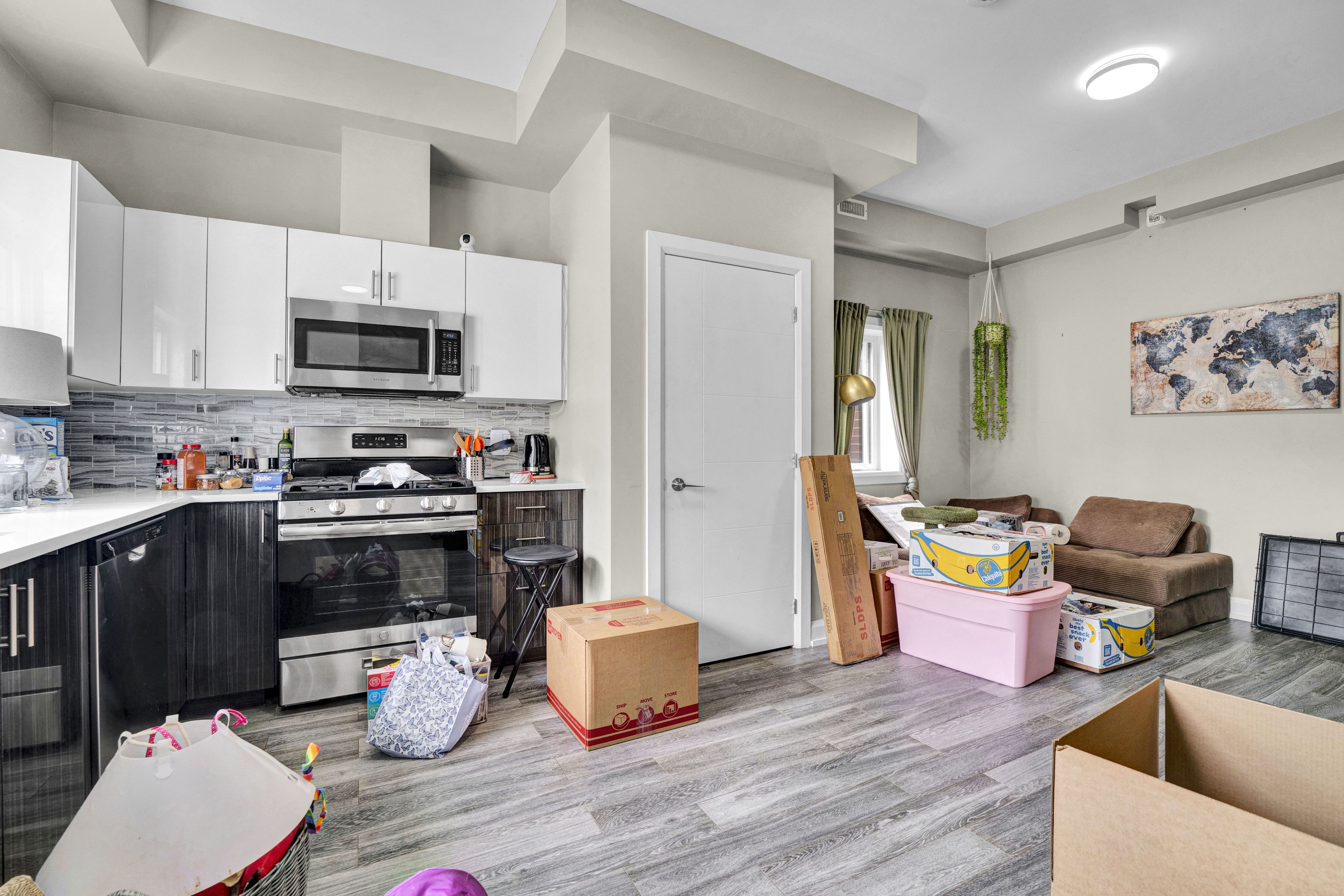 Property thumbnail image