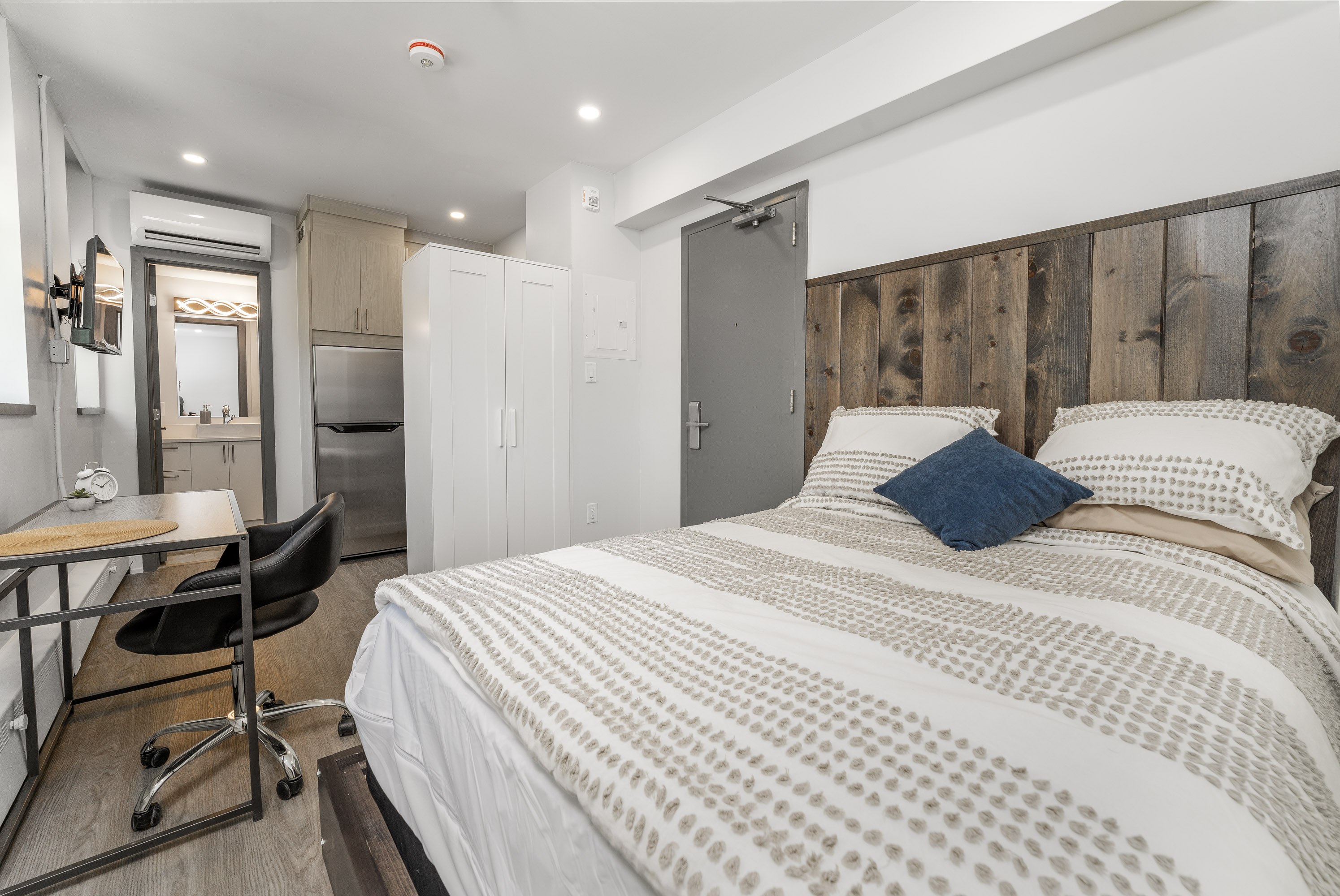 61 Parent Avenue - 109