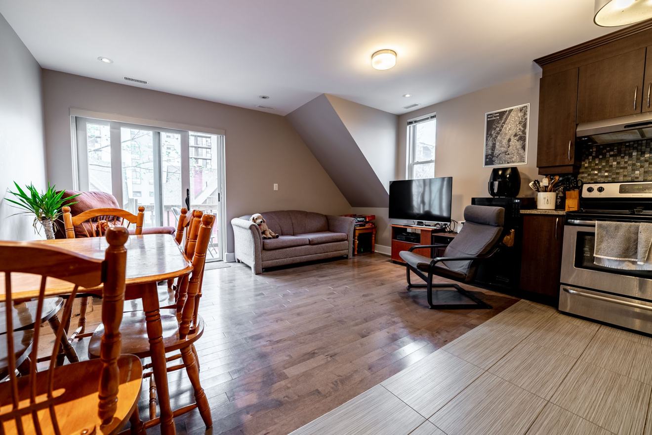 355 Gilmour Street - 33