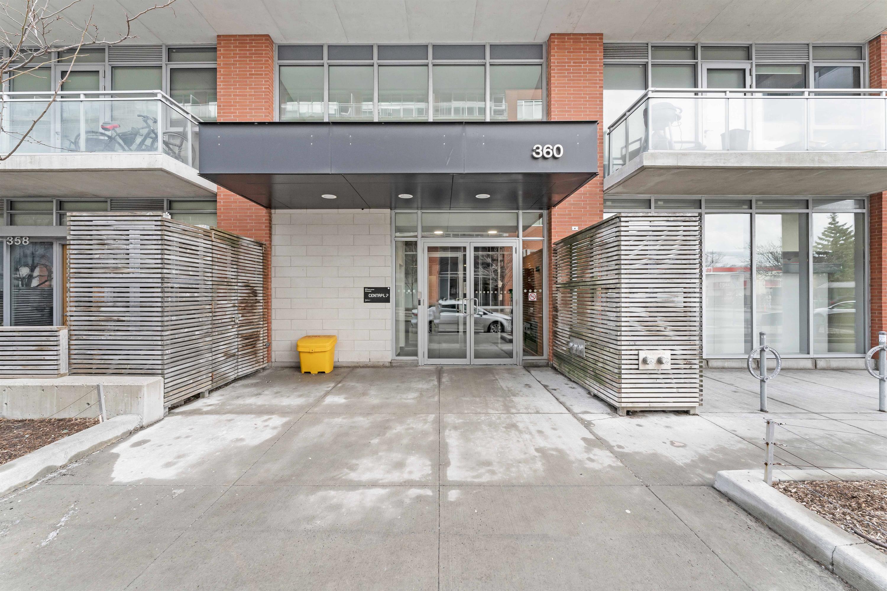 360 McLeod Street - 309